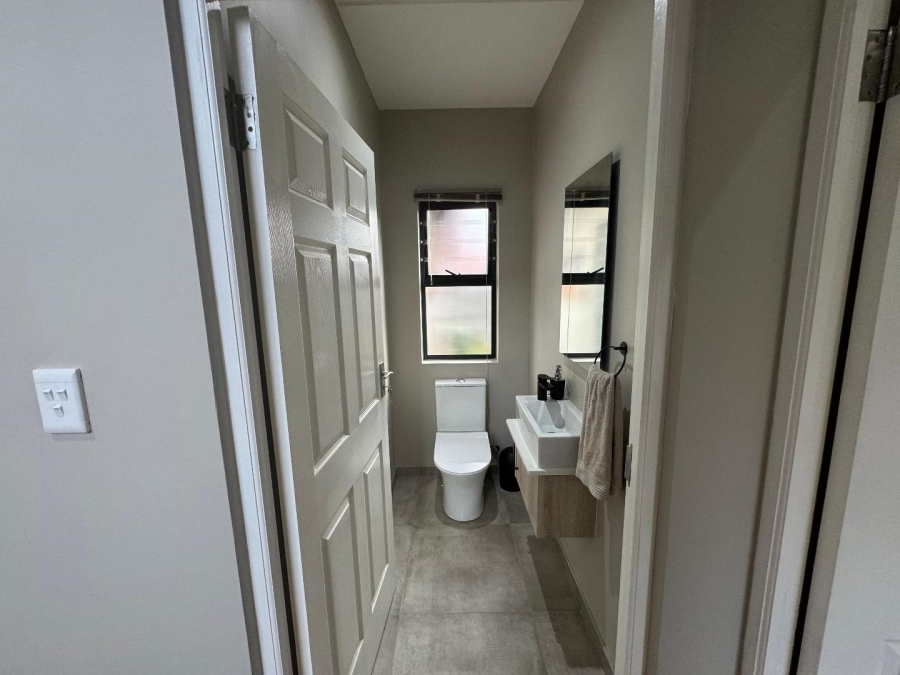 3 Bedroom Property for Sale in Langenhovenpark Free State